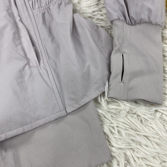 Lululemon Sights Seen Jacket Chrome - Picture 3 of 6